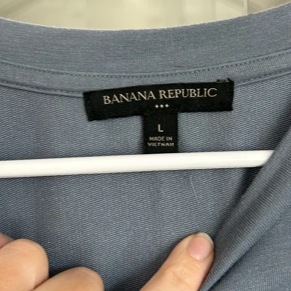 Banana Republic | Crewneck Pullover - Picture 3 of 3